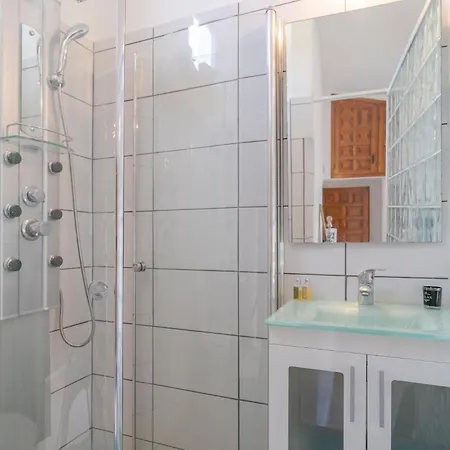 2 Bedroom Stunning In Mijas Costa *